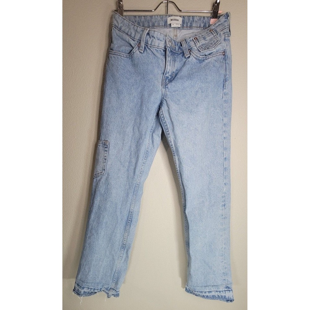 Weekday Modulate Deconstructed Jeans Women 26 Light Wash Straight Raw Hem Cotton
